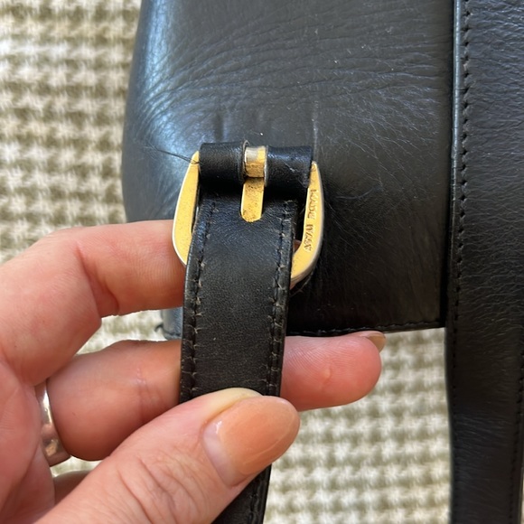 VINTAGE SALVATORE FERRAGAMO SWING CLASP BACKPACK PURSE - Picture 8 of 14